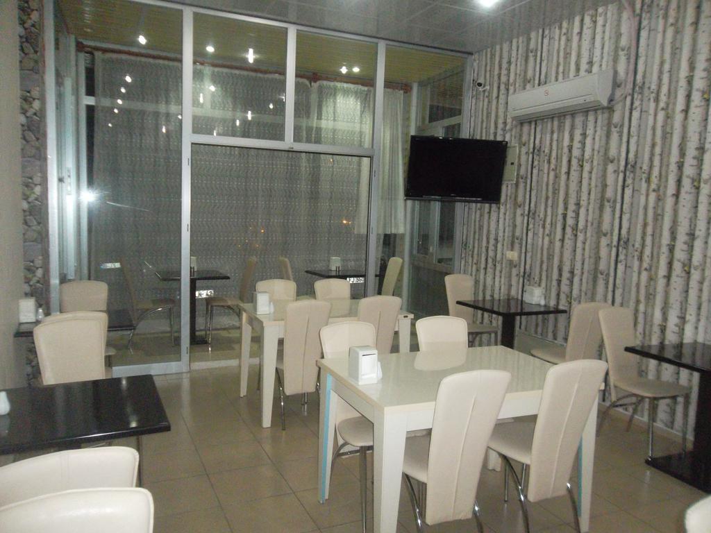 Konak Hotel Mut Exterior foto