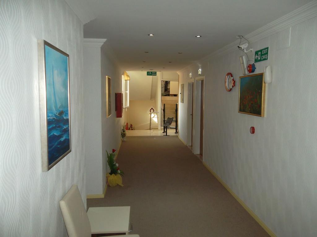 Konak Hotel Mut Exterior foto